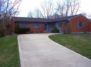 3446 Greentree Rd, Lexington, KY 40517