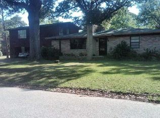 1920 Highland Forest Dr, Mobile, AL 36618