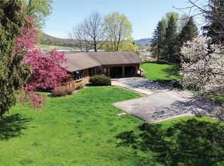 N4650 Crestwood LANE, Onalaska, WI 54650