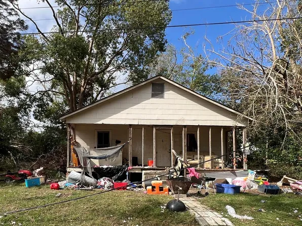 301 Manilla Ave, Douglas, GA 31533