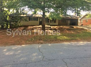 3717 Calmer Cir, East Pt, GA 30344