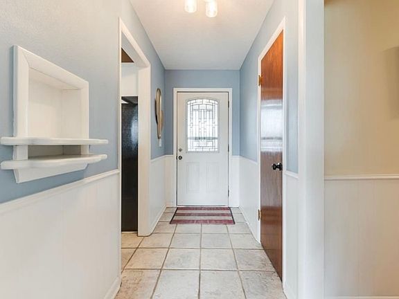 2nd image of 4404 NW 47th St