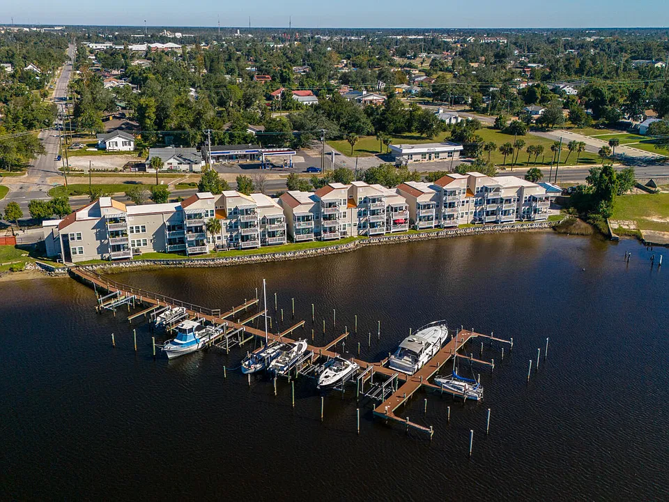1320 E Highway 98 #306