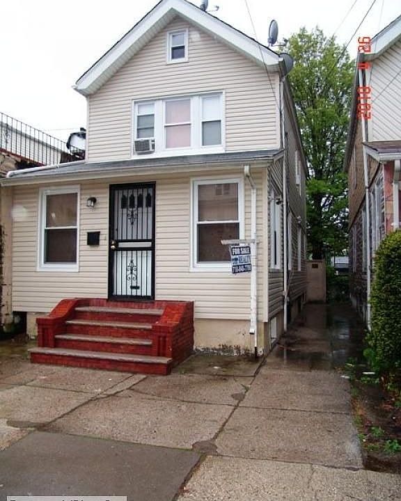 2nd image of 12412 97th Ave