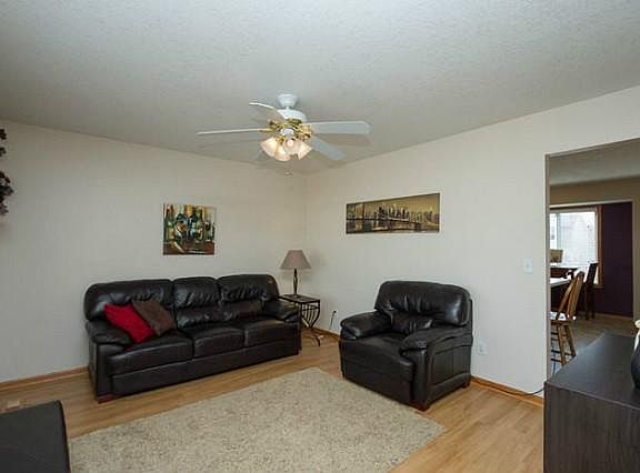 2nd image of 3124 SW Townpark Dr