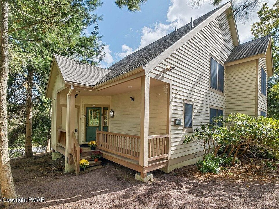 1st image of 389 Vista Dr