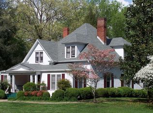 661 Harrison Ave, Franklin, NC 28734