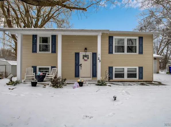 23 Lydun Dr, Albion, NY 14411