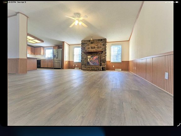 5th image of 577 Silverberry Rd