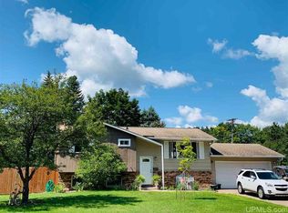 821 Westwood Ave, Kingsford, MI 49802