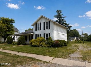 712 Daggett Dr, Napoleon, OH 43545