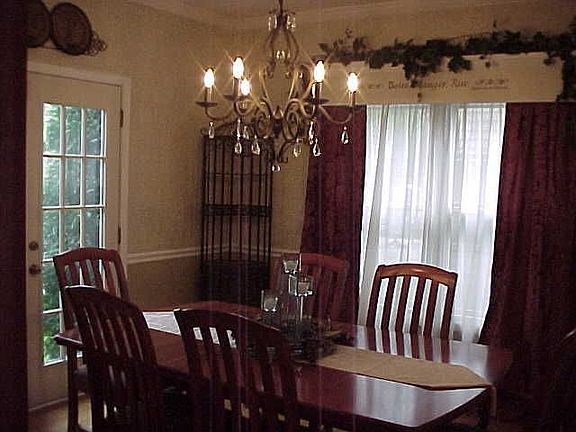 4th image of 1191 Oakton Ln