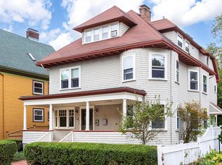 14 Dana St, Brookline, MA 02445