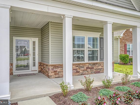 2nd image of 106 Lauras Ct #31