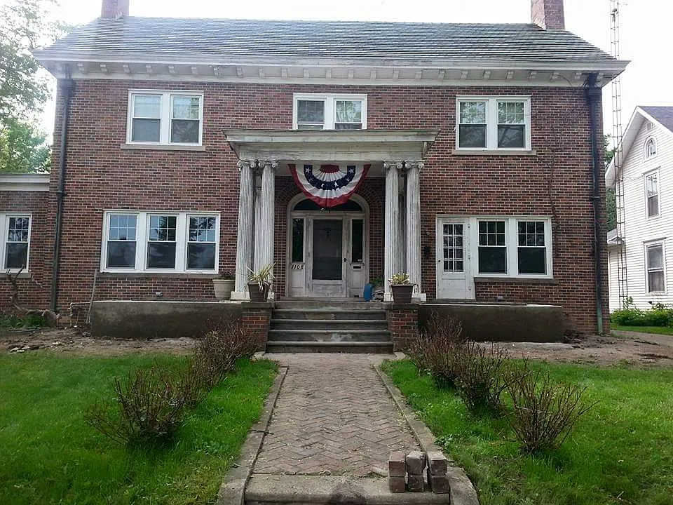 1108 Jefferson Ave photo 1
