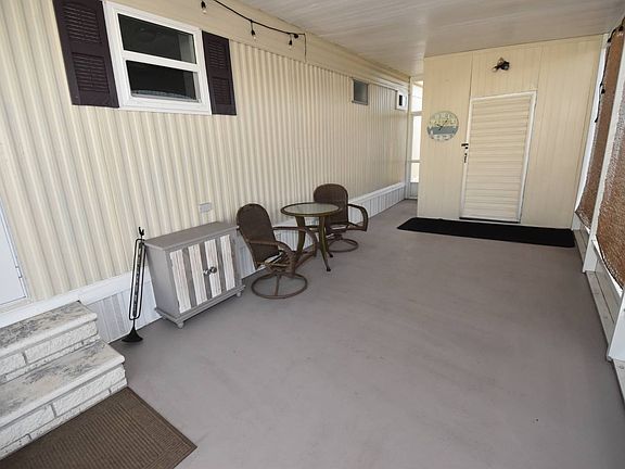 5th image of 476 Cardinal Ln