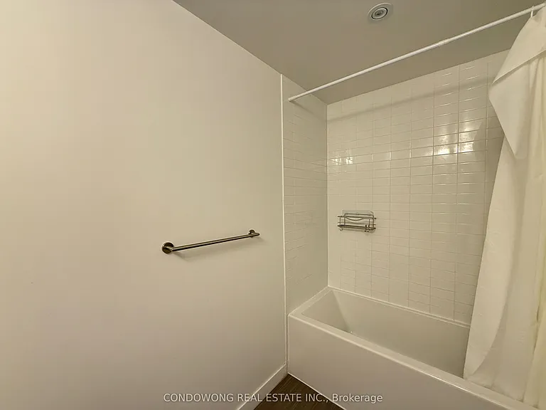 181 Huron St #1202 — Photo 7