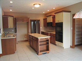 2nd image of 2611 N Wickersham Dr