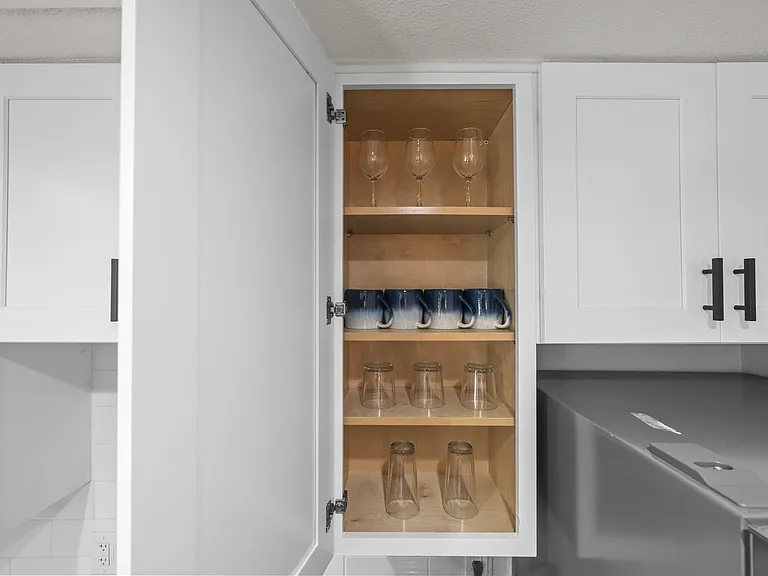 1110 E Polk St #2 — Photo 8