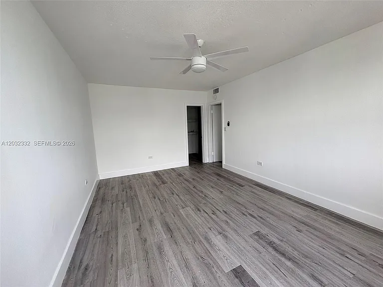 7545 E Treasure Dr #9H — Photo 42