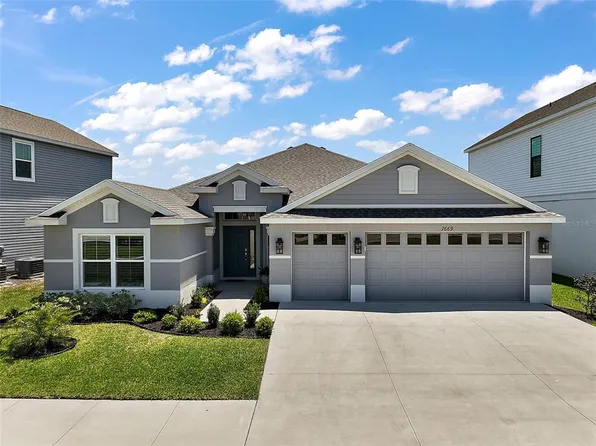 7669 Chastain Cir, Okahumpka, FL 34762