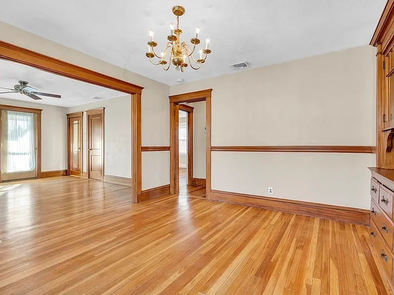 11-13 Bridgham Ave #2 — Photo 6