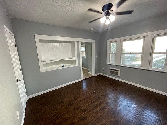 5th image of 222 Cypress Ave #117