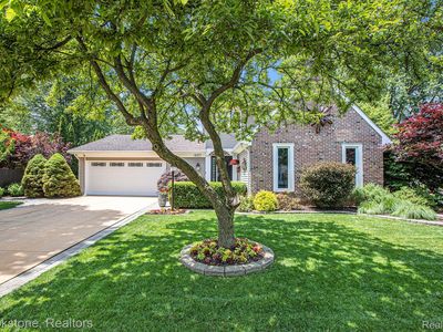4057 Cypress Dr, Troy, MI, 48085