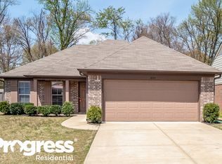 8359 Grayce Dr, Southaven, MS 38671