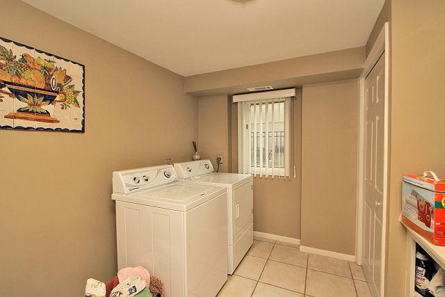 1st image of 11 Cassina Ln