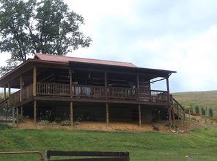 1982 Winding Ridge Rd, Hillsville, VA 24343