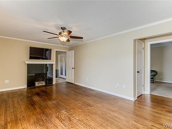 5th image of 2416 26th Ave