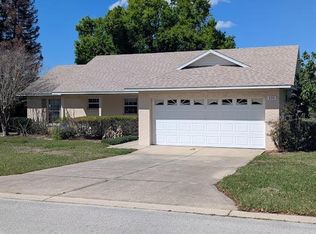 108 Twin Lake Cir, Umatilla, FL 32784