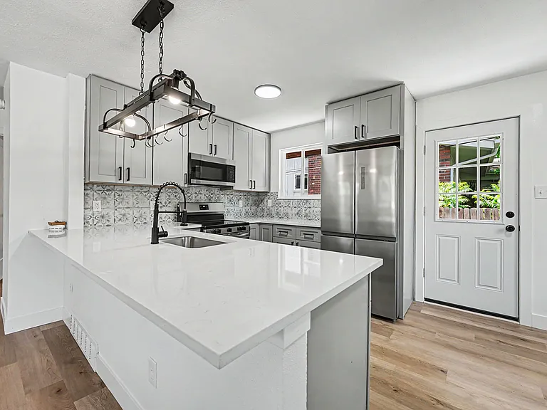 2490 Reed St #2490 — Photo 9
