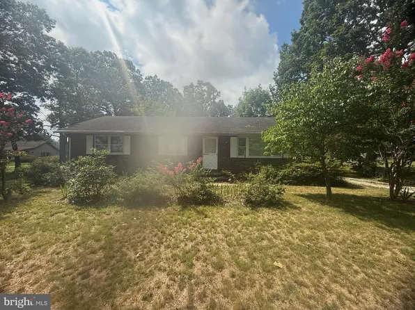 1584 Weymouth Rd, Vineland, NJ 08360