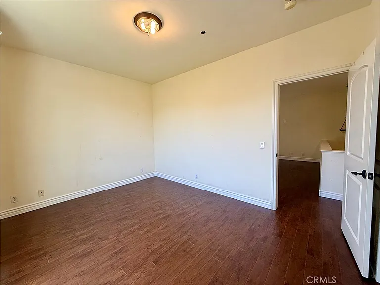 203 S 3rd Ave #B — Photo 7