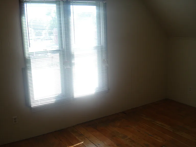 1000 Burr — Photo 22