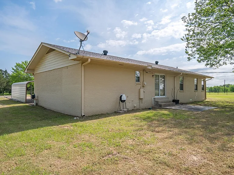14773 FM 1255 — Photo 23