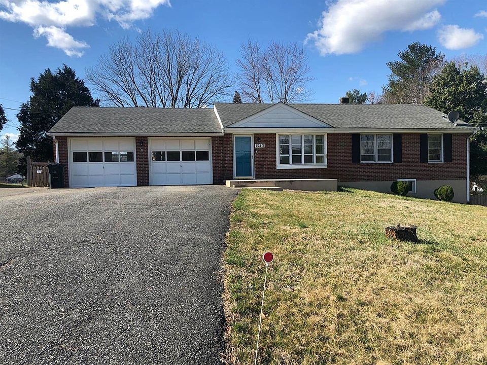 1st image of 1213 Dandridge Dr