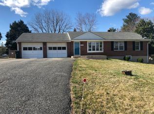 1213 Dandridge Dr, Lynchburg, VA 24501