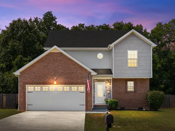 795 Banister Dr, Clarksville, TN 37042