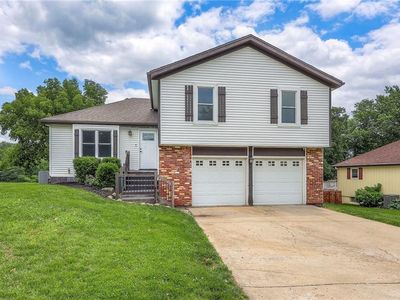 455 Twist Dr, Bonner Springs, KS, 66012