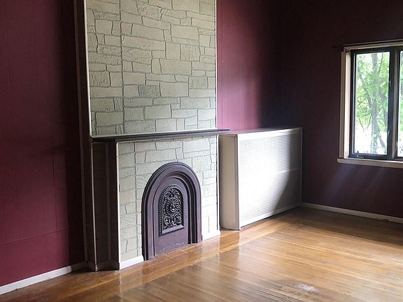 4th image of 52 Saratoga Ave