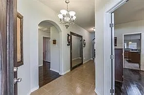 3 bed, 2.0 bath, 1710 sqft, $2,195 — Photo 4