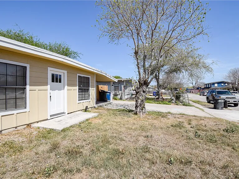 4613 Odem Dr — Photo 4