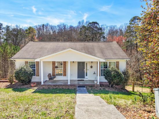 10428 Jeneva Ln, Soddy Daisy, TN 37379