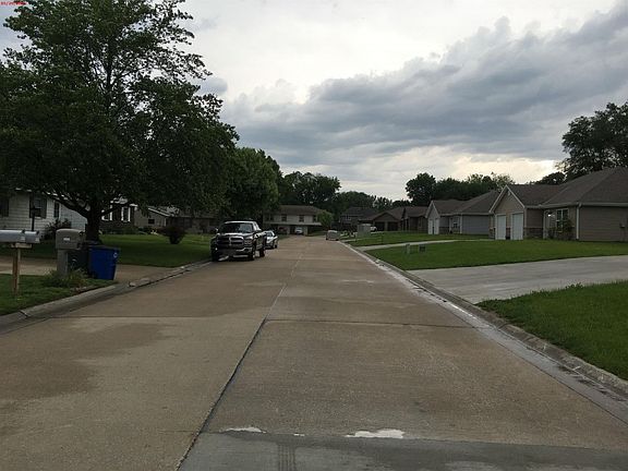 4th image of 6104 Pinto Ln