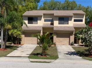 843 SE 10th St, Cape Coral, FL 33990