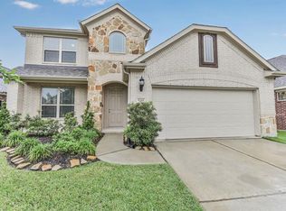 9243 Monarch Field Ln, Cypress, TX 77433