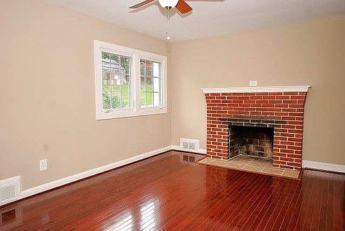4th image of 6414 Knollbrook Dr